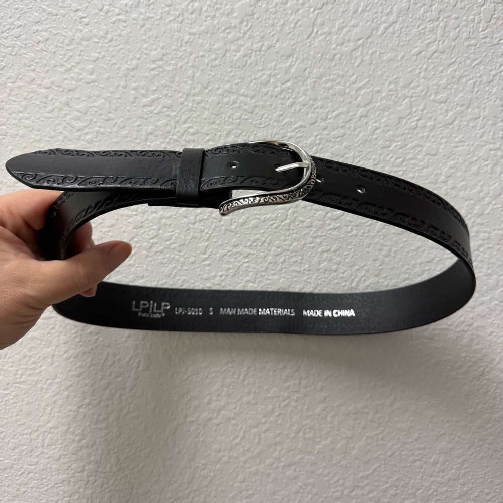 Linea Pelle Black Embossed Belt with Silver Buckle - Picture 5 of 7